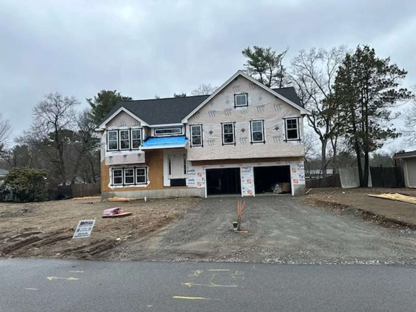 9 Karen Avenue Photo 1