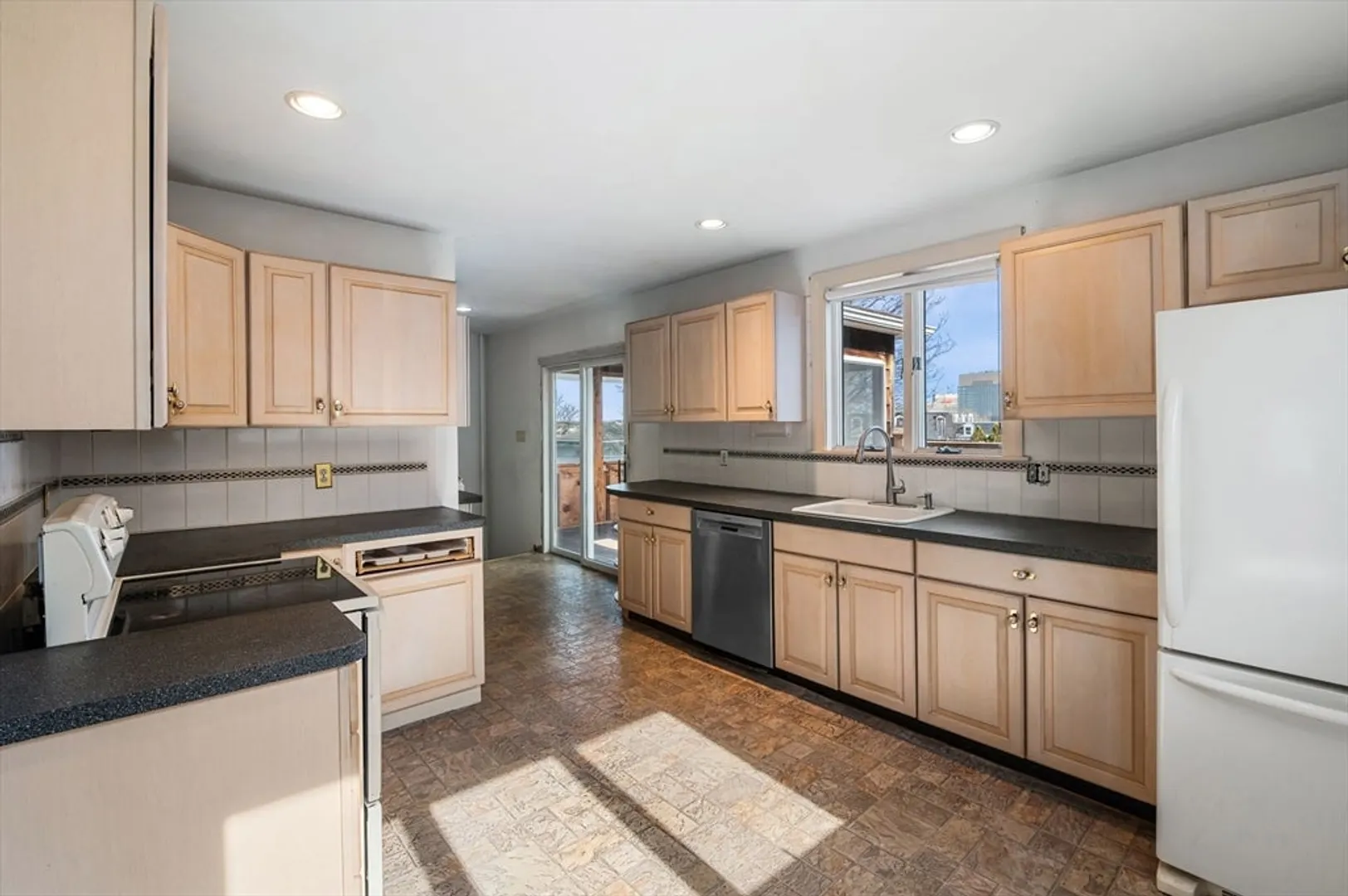 29 Fenwick St Photo 26