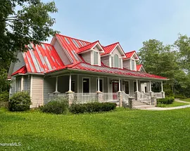 7 Poirot Rd