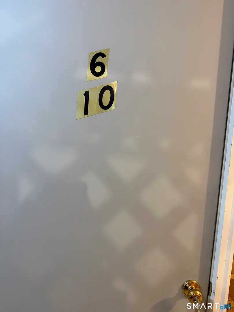 6 Silvermine Avenue  #10 Photo 12