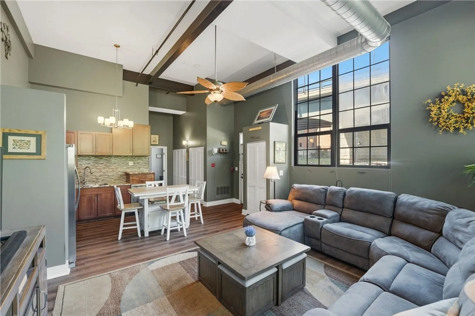 180 Allen Street  #101 Photo 5