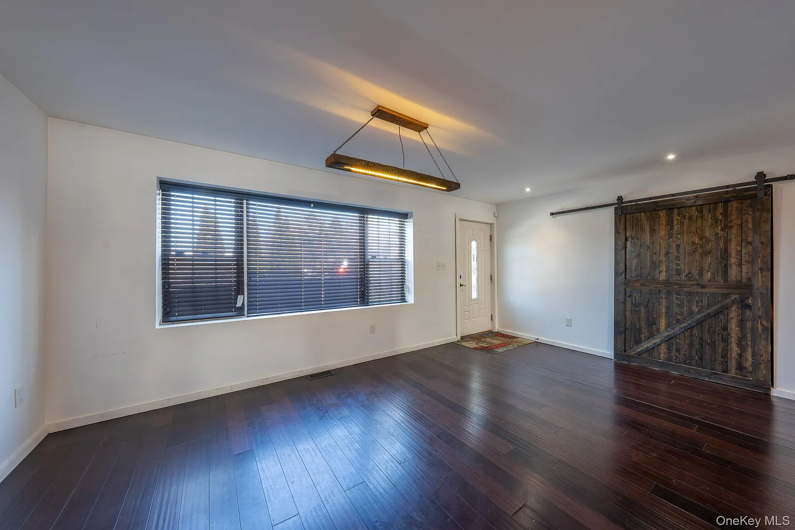 27 Walnut Street Photo 3
