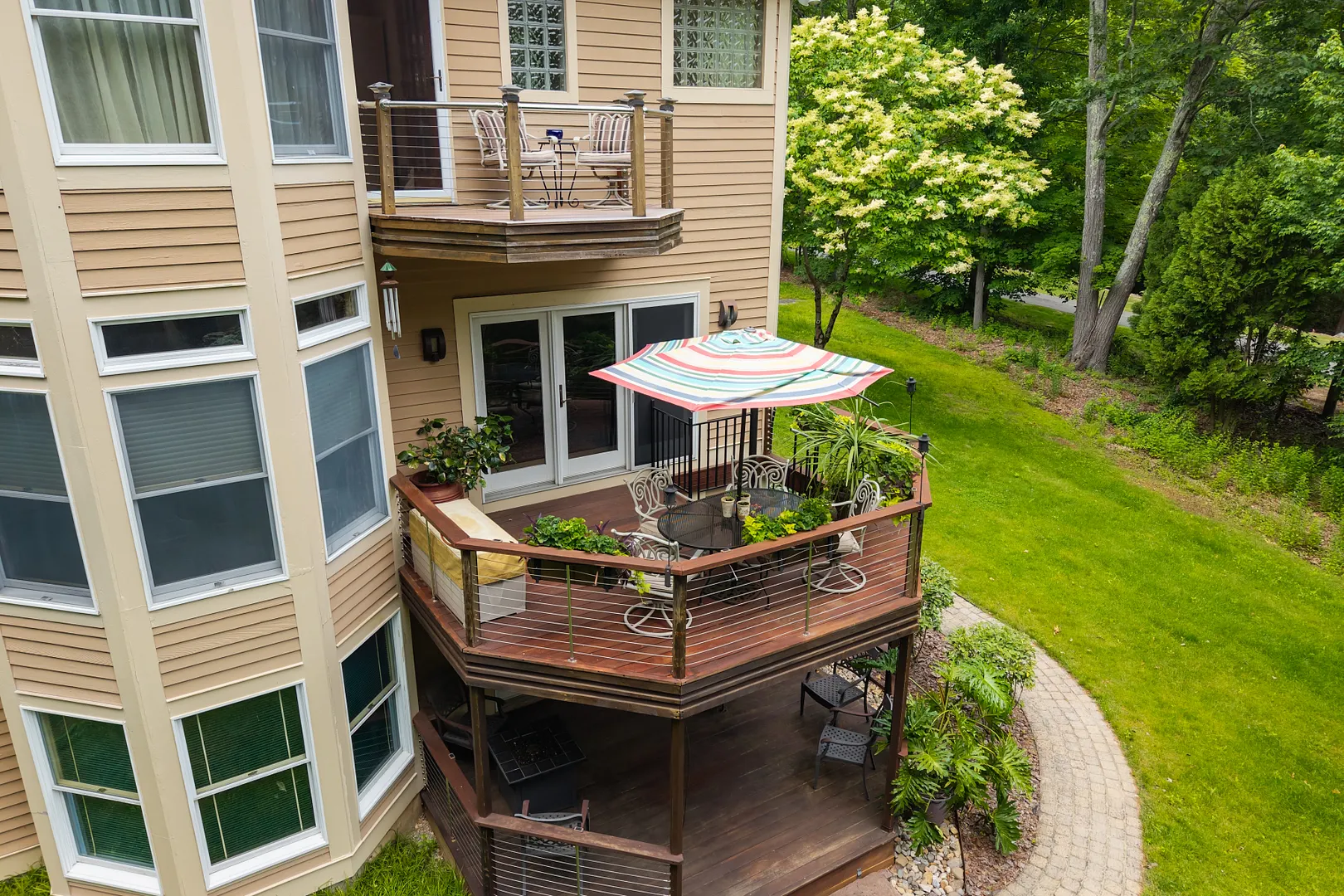 32 Staba Drive Photo 8