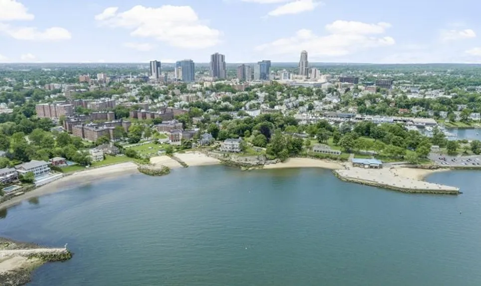 New Rochelle>
