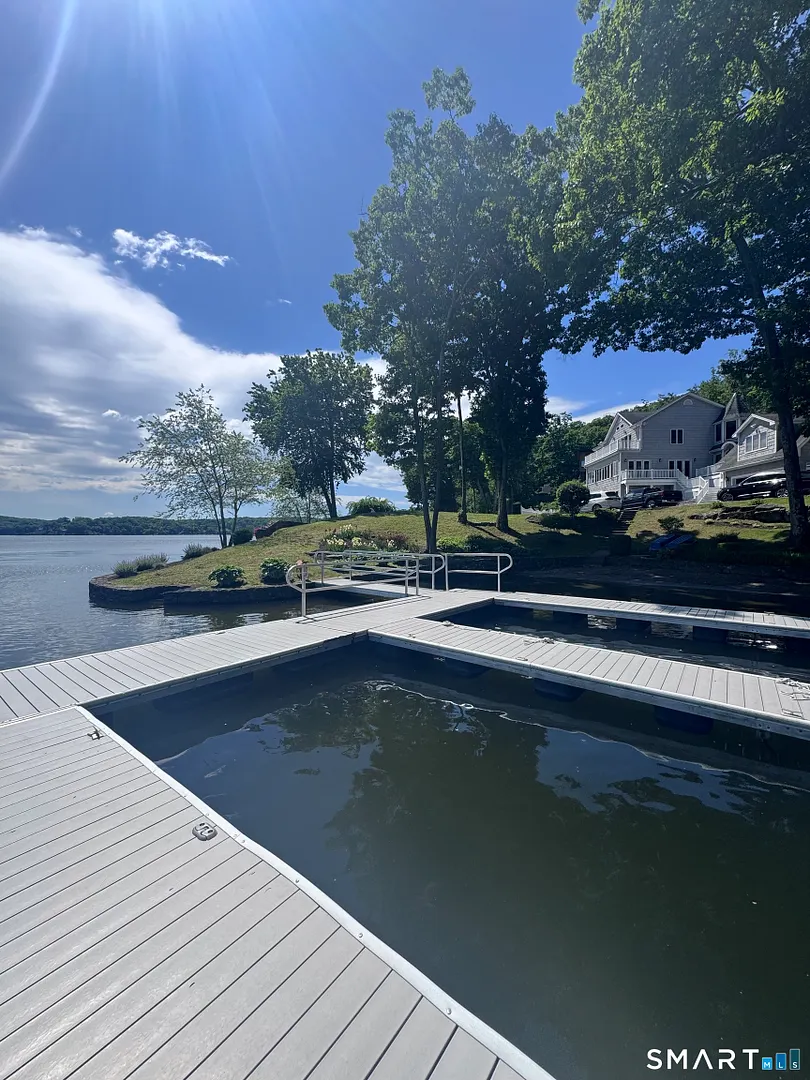 1 Oak Drive Photo 18
