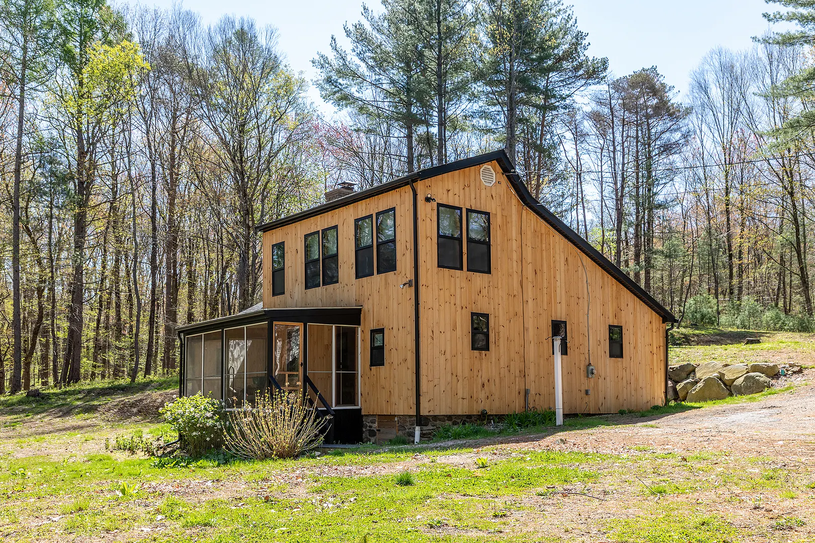 72 Hickory Hill Road Photo 3