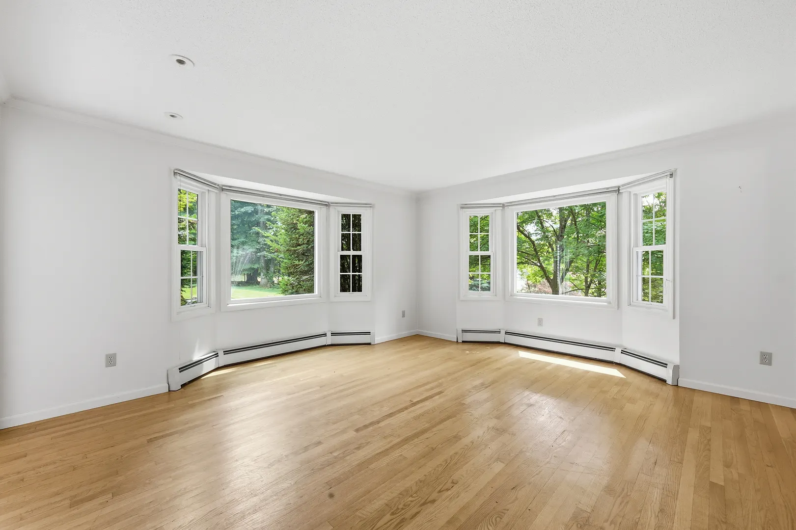 28 Green Woods Lane Photo 8