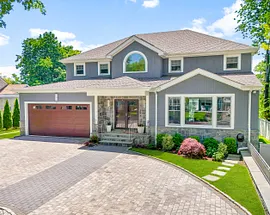 17 Clover Place