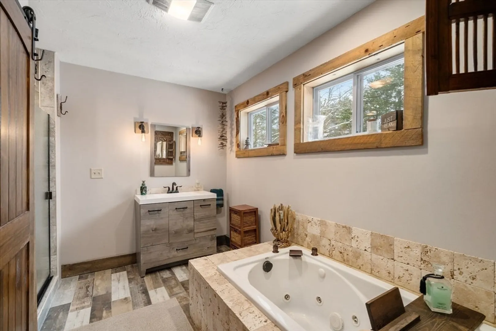 43 Ridge Way Photo 18