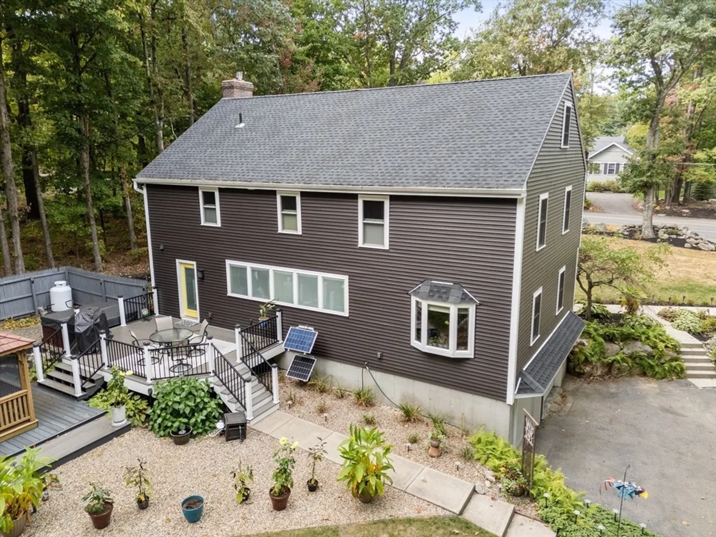 32 South Road Photo 29