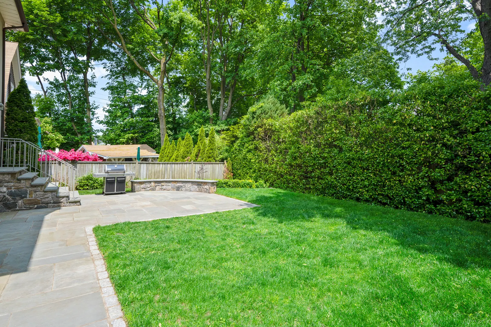 525 Carroll Avenue Photo 35