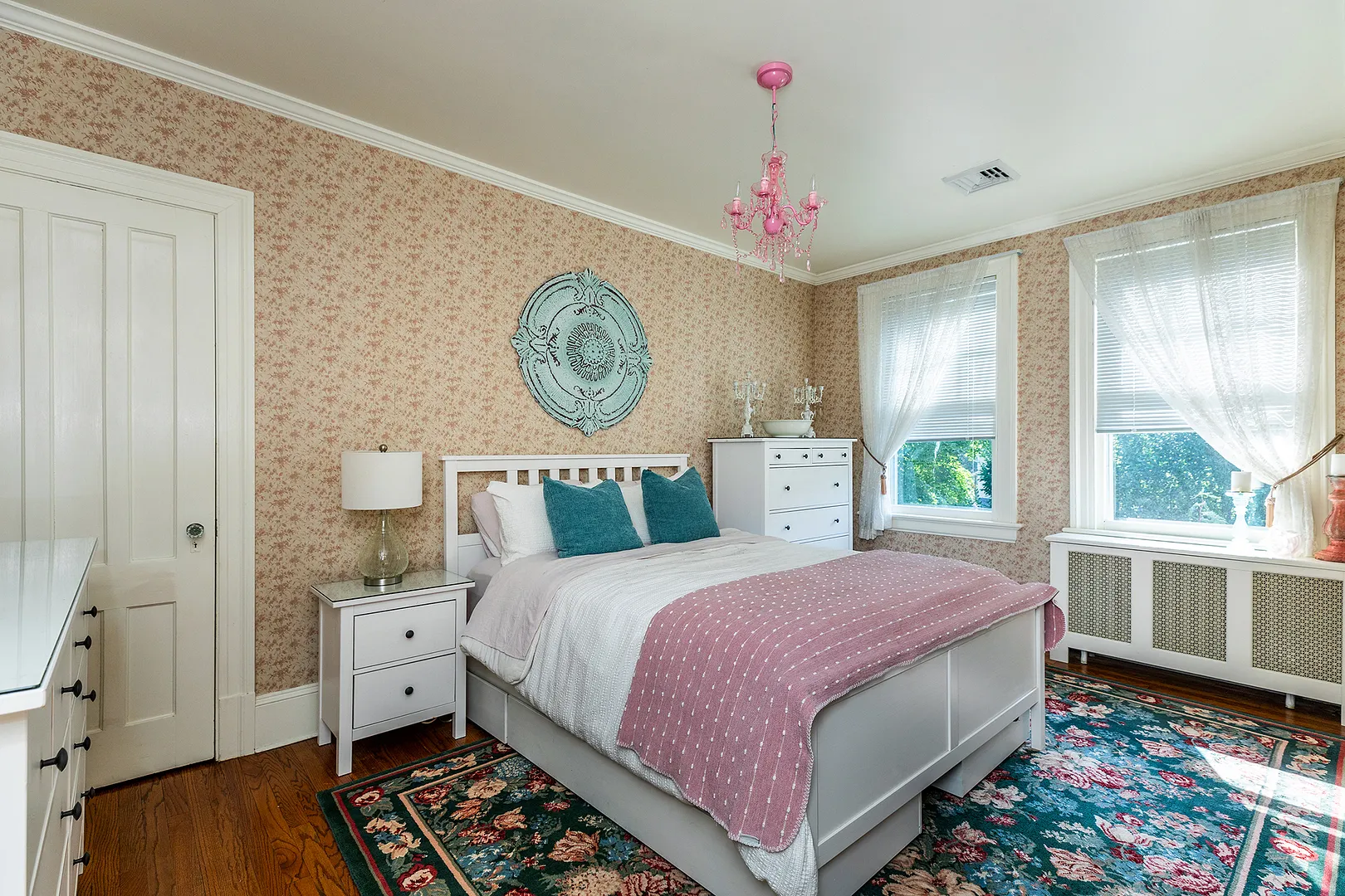 11 Pleasant Street Photo 26