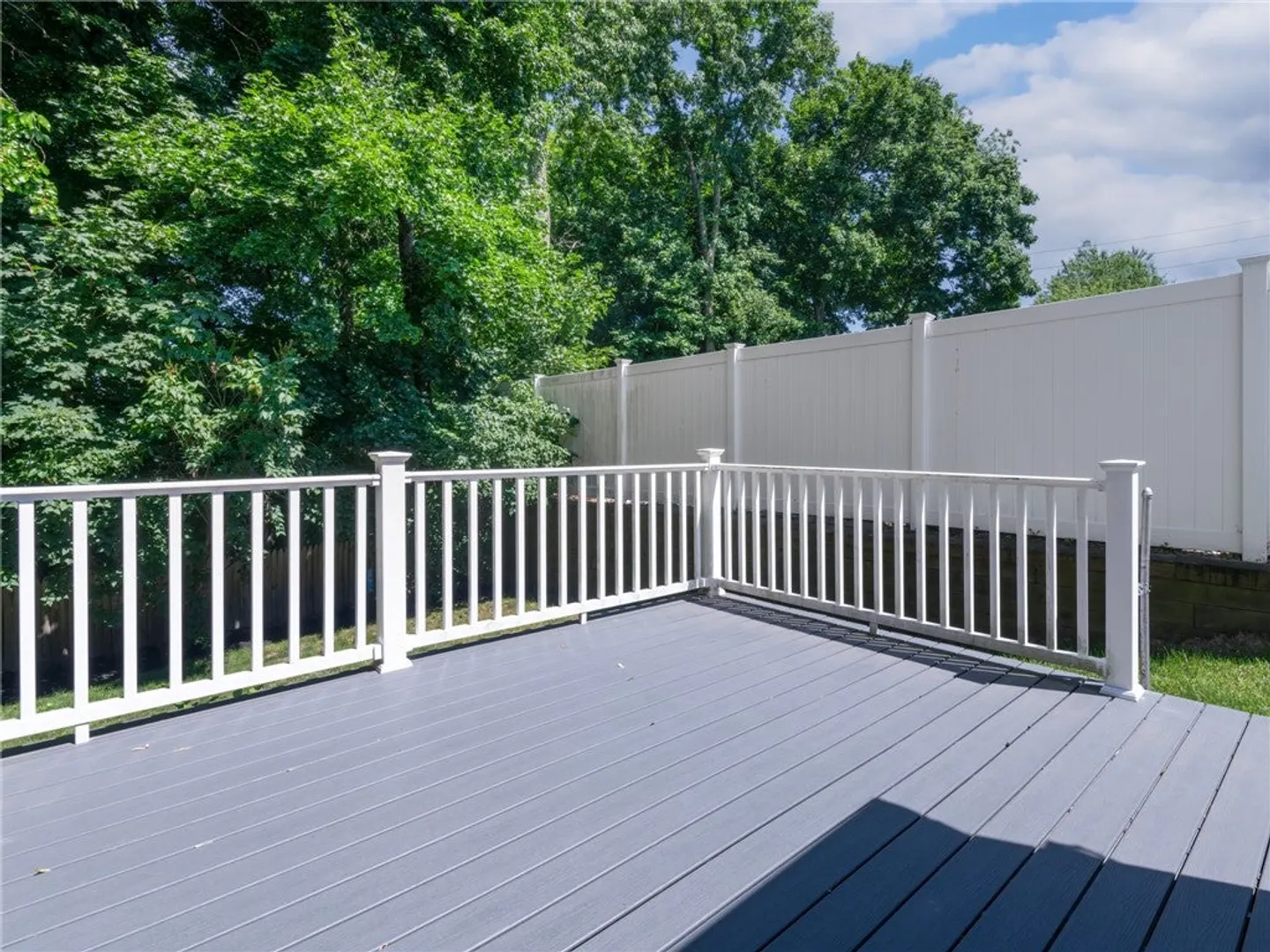59 N Williams Street Photo 16