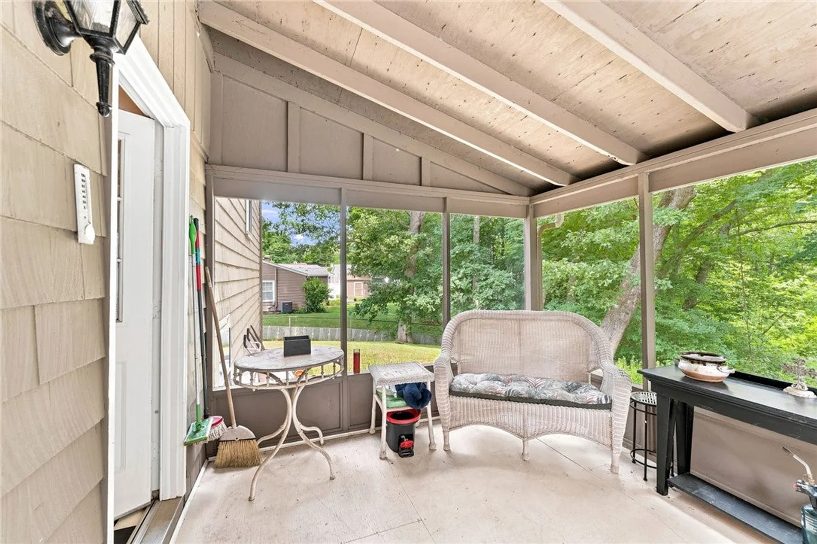 181 Brookside Drive Photo 11