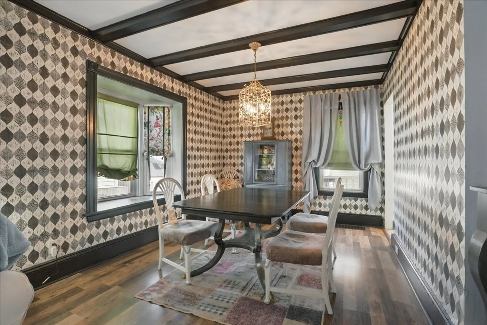14 Lambert Ave Photo 5