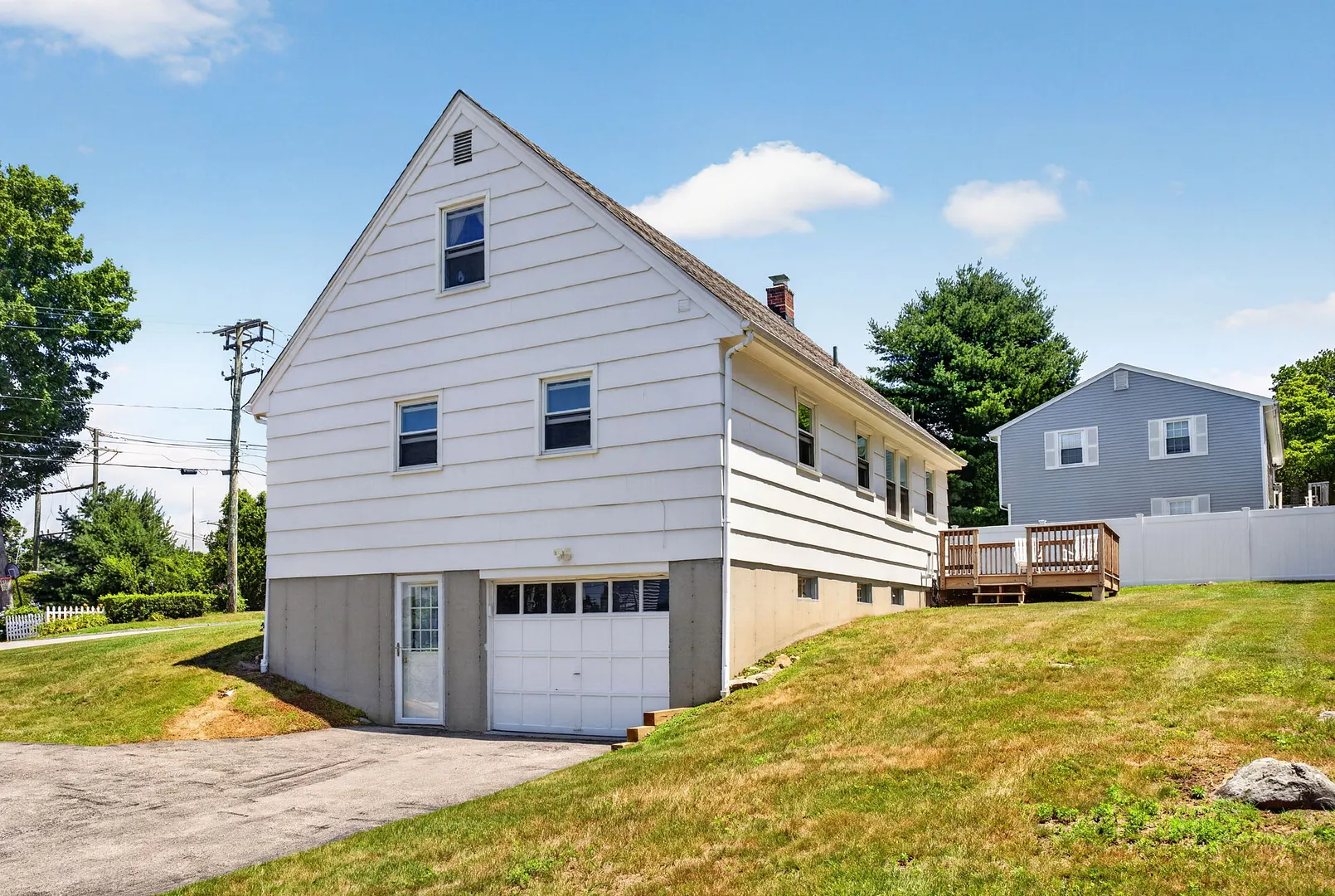 8 Pleasant Street Photo 4