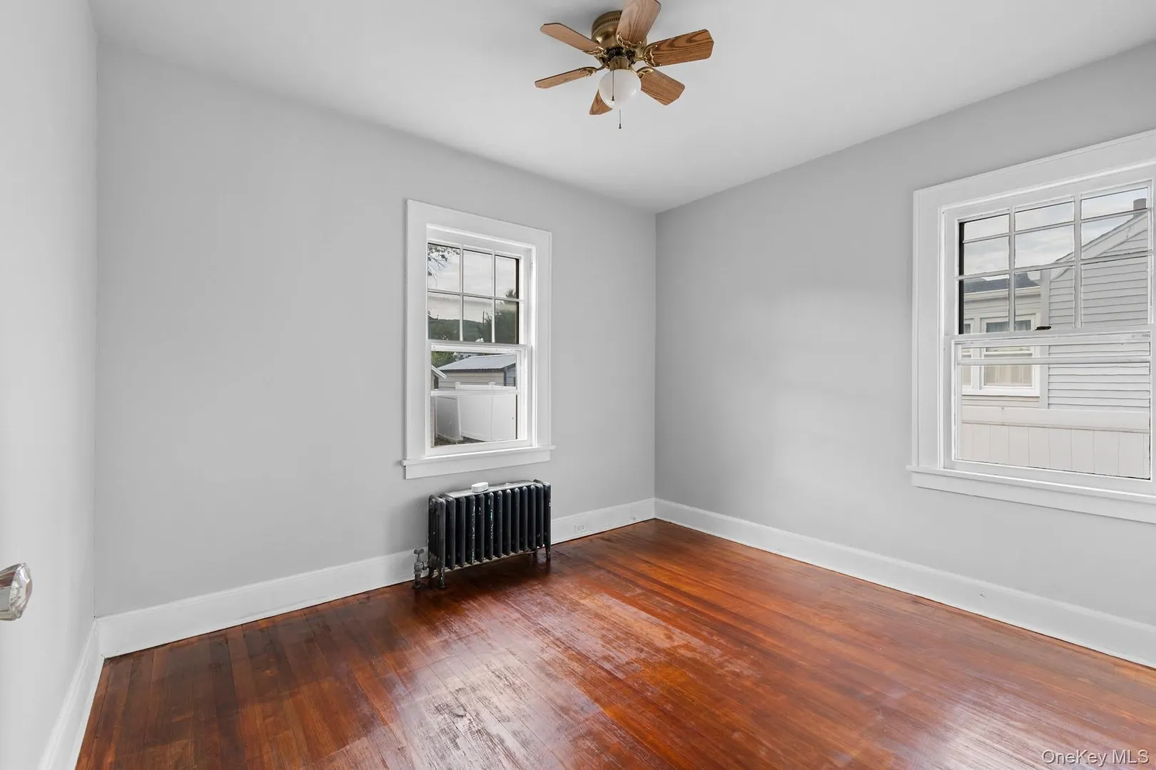 16 Oak Terrace Photo 12