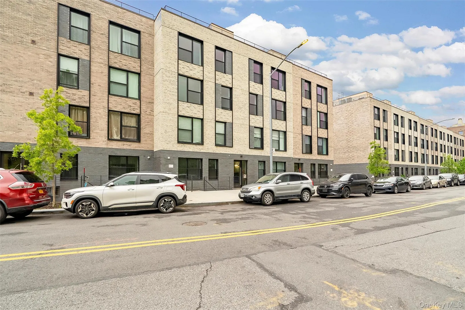 355 Bronx River Avenue  #1B Photo 3
