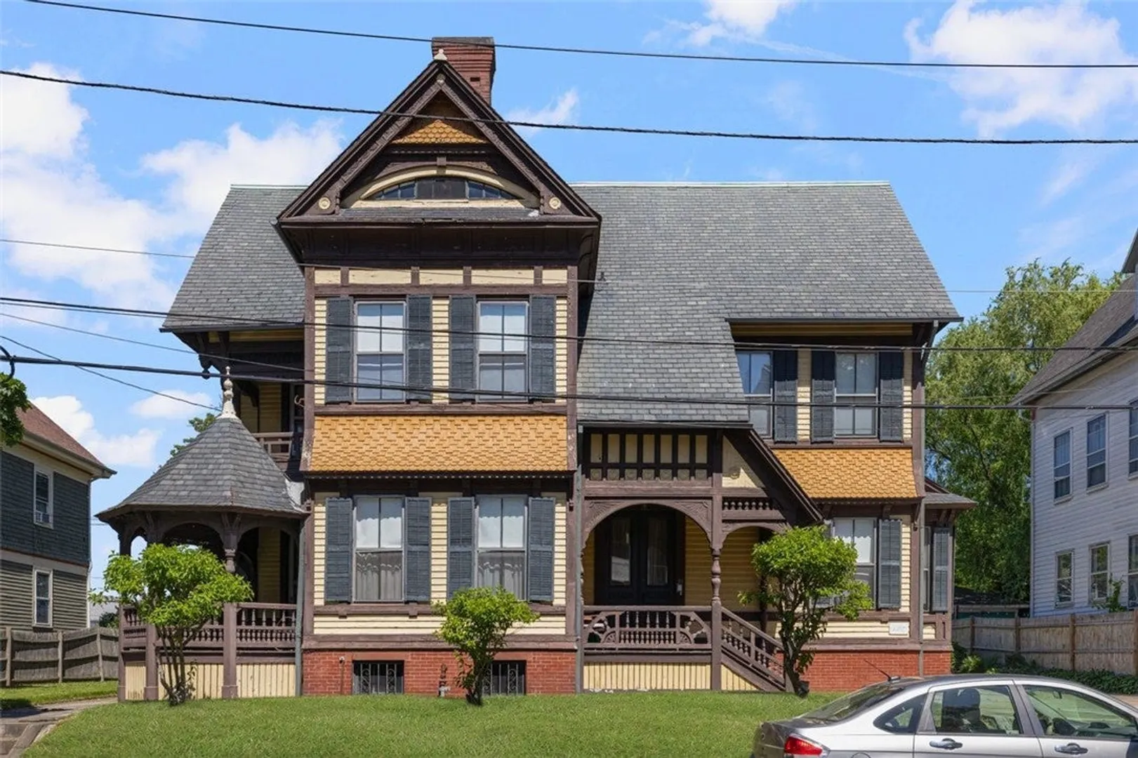 20 Bainbridge Avenue Photo 4