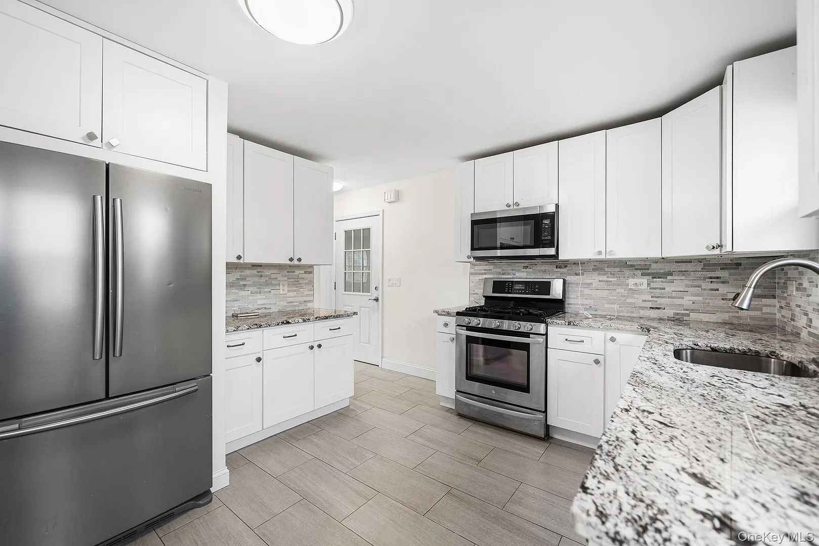 9 Sunrise Terrace Photo 7