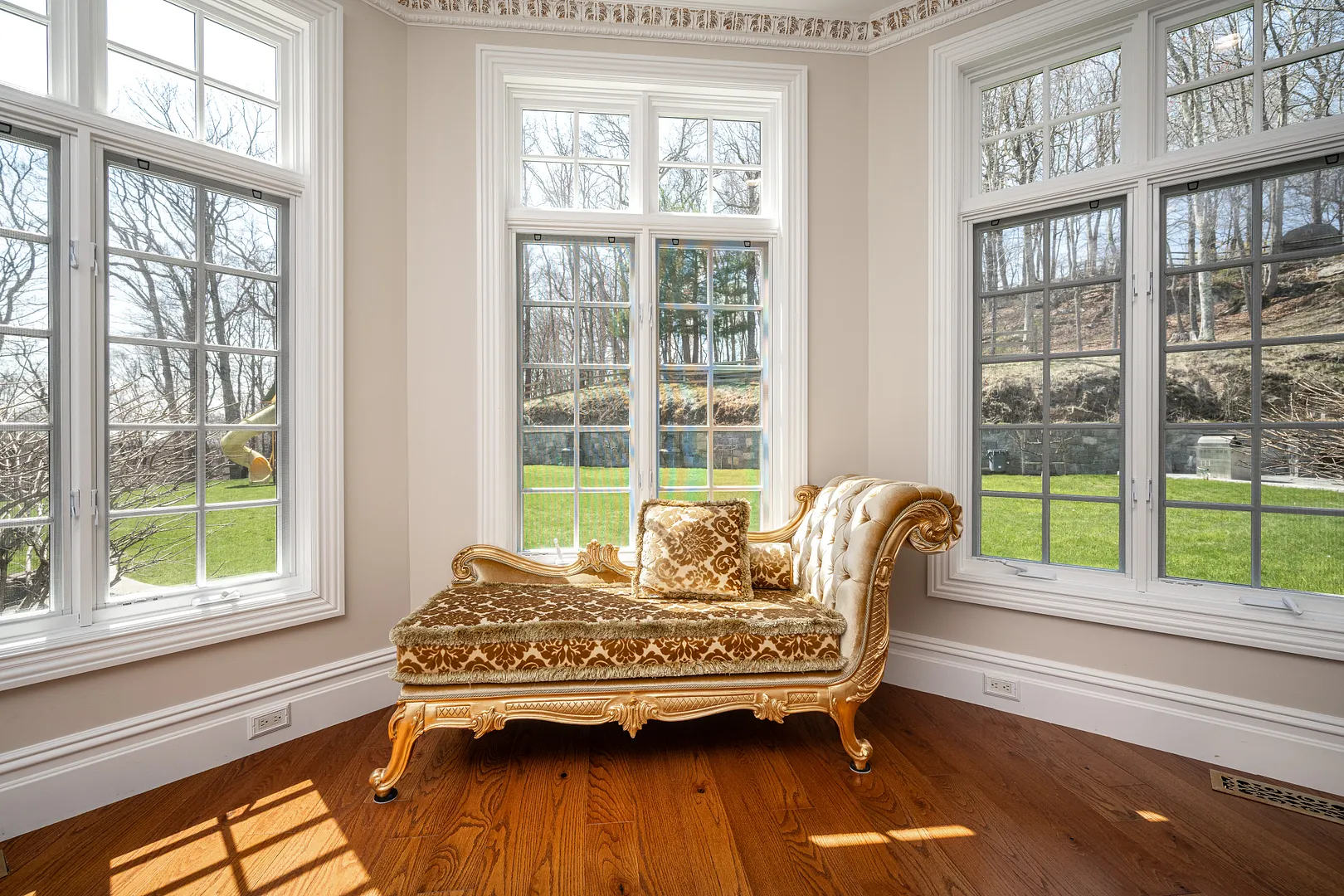 3 Vincent Lane Photo 23