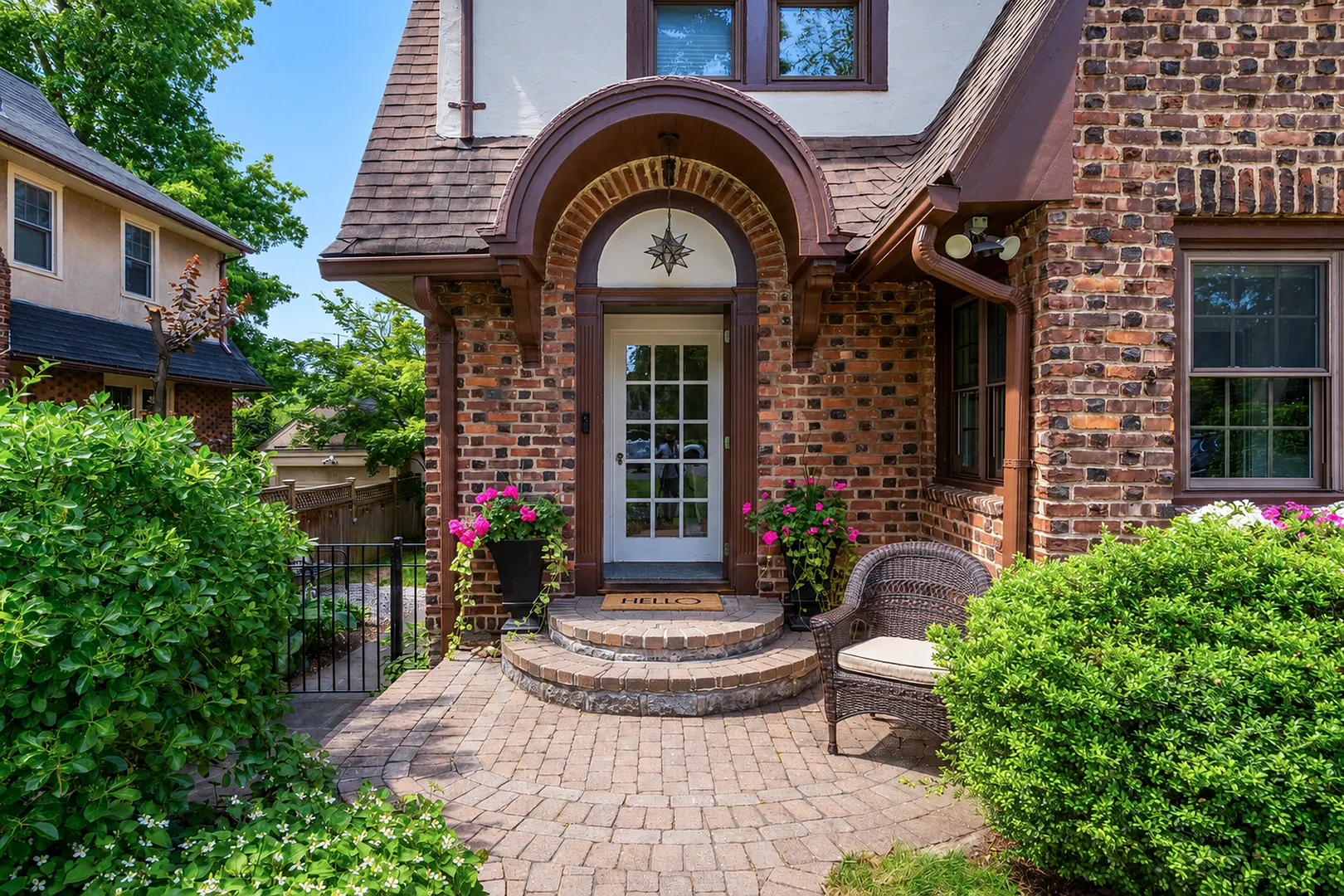 17 Bonnett Avenue Photo 2
