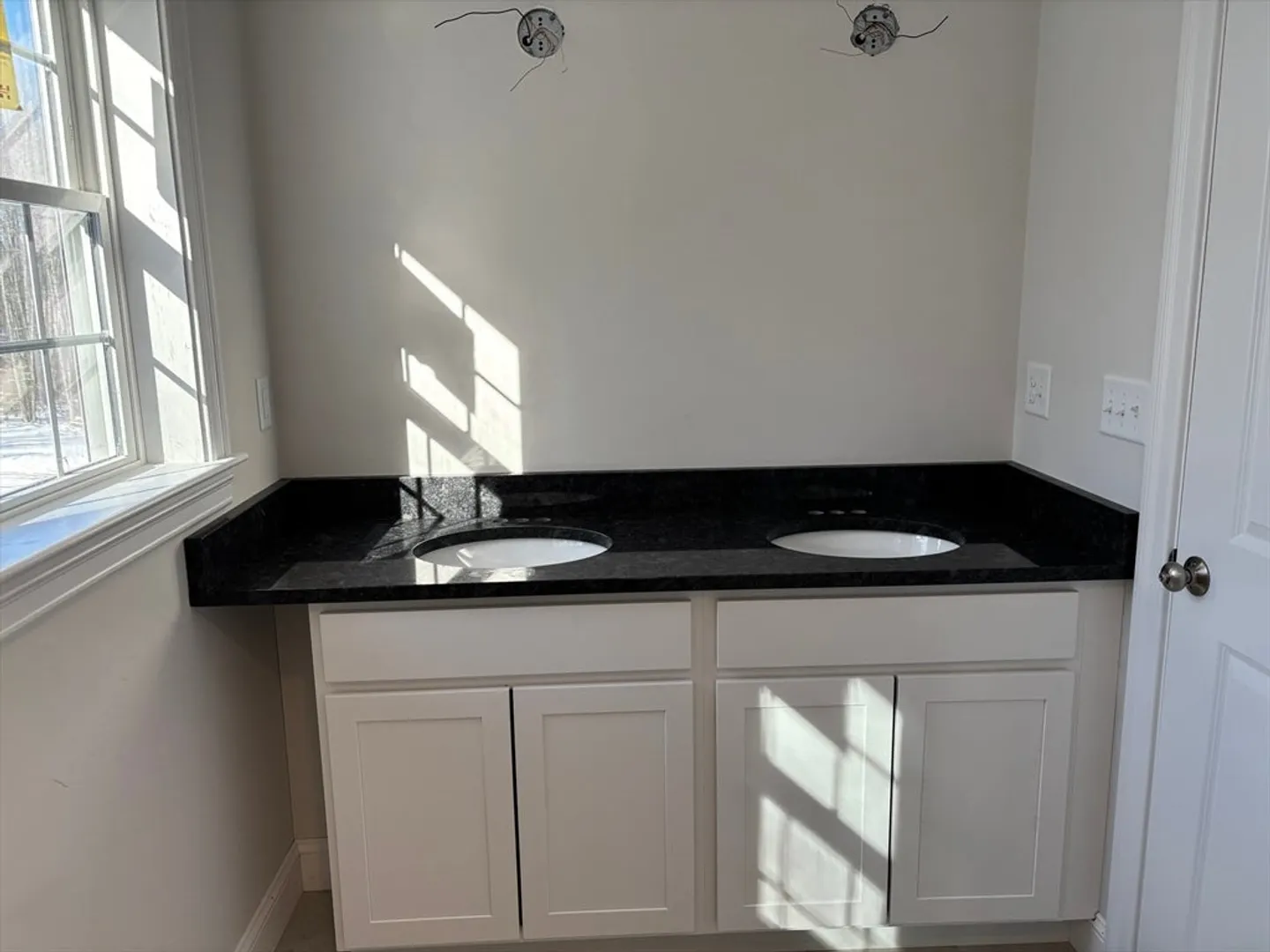 12 Valley Lane Photo 17