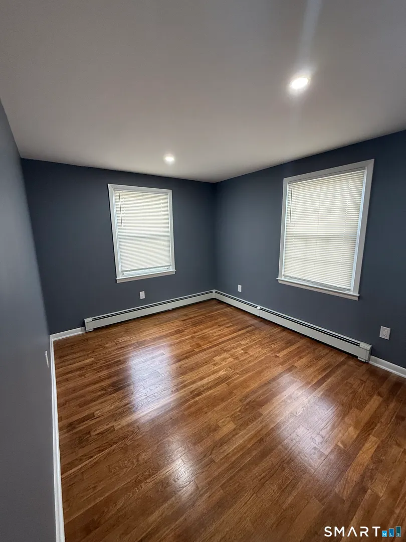 Stamford Rental Photo 15