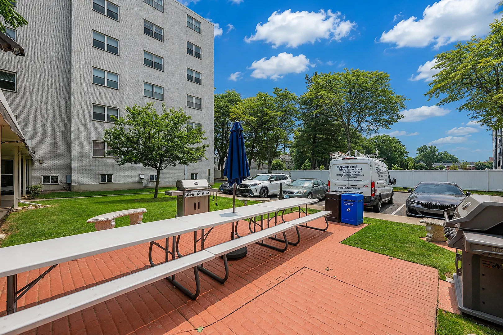 893 Farmington Avenue  #1C Photo 19