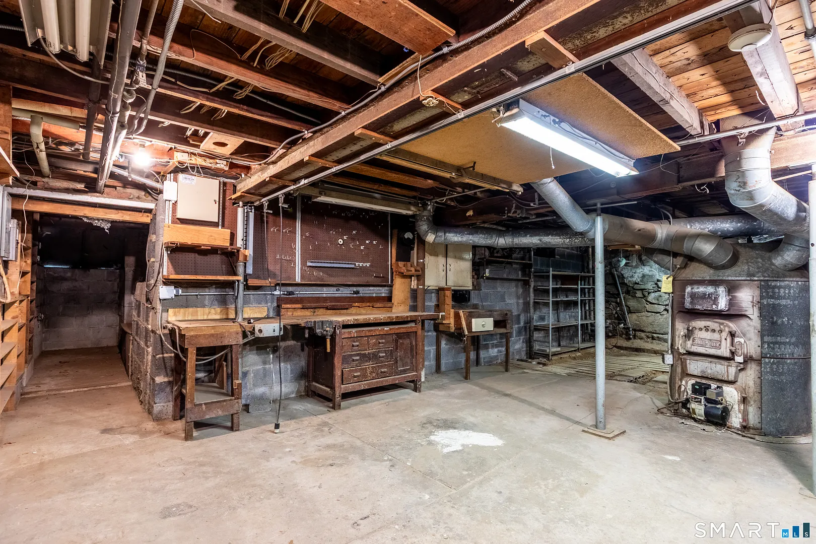 208 Twin Lakes Road Photo 37