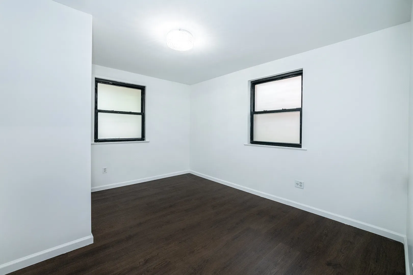 2530 Fenton Avenue Photo 33