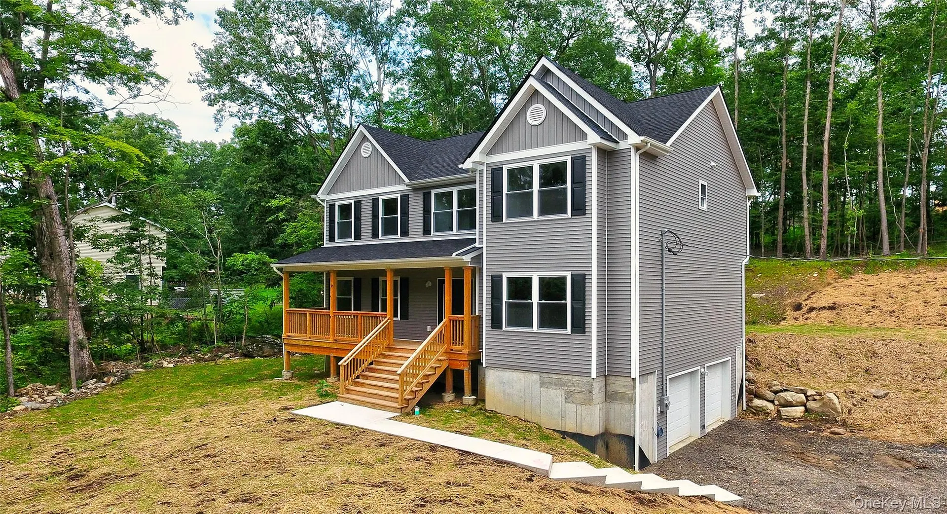 25 Tamarack Drive Photo 4