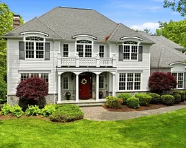 16 Falcon Heights