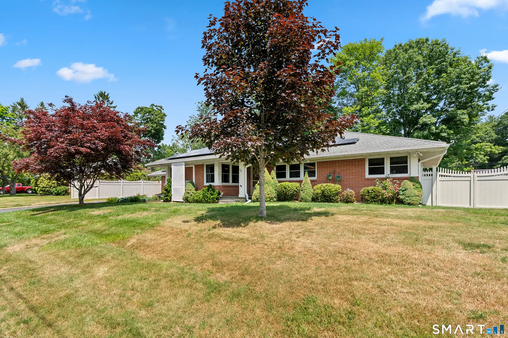 63 Pineridge Road Photo 2