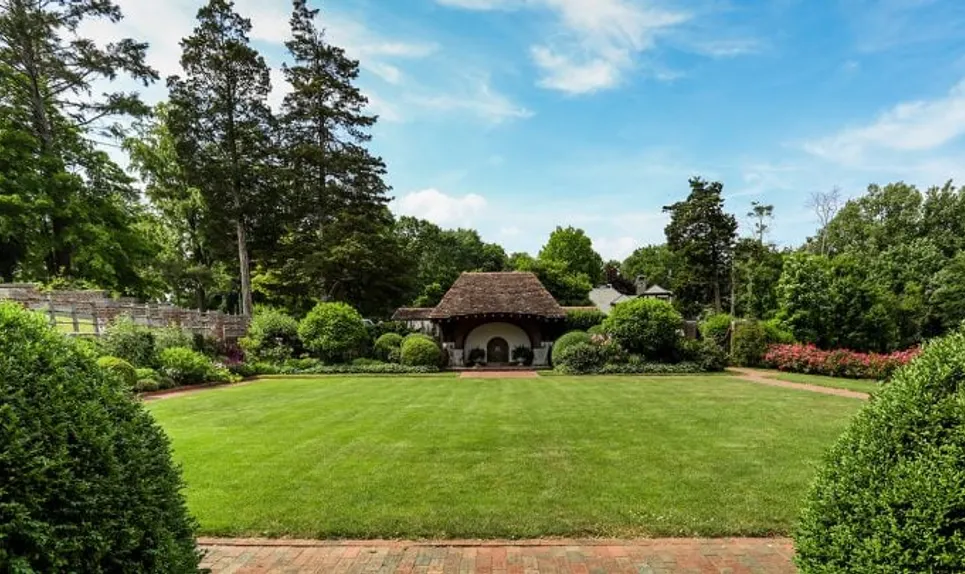 New Canaan>