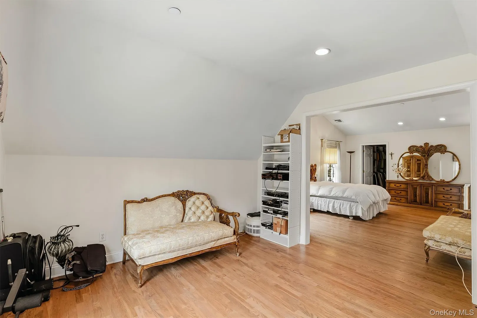 143 Euclid Avenue Photo 21