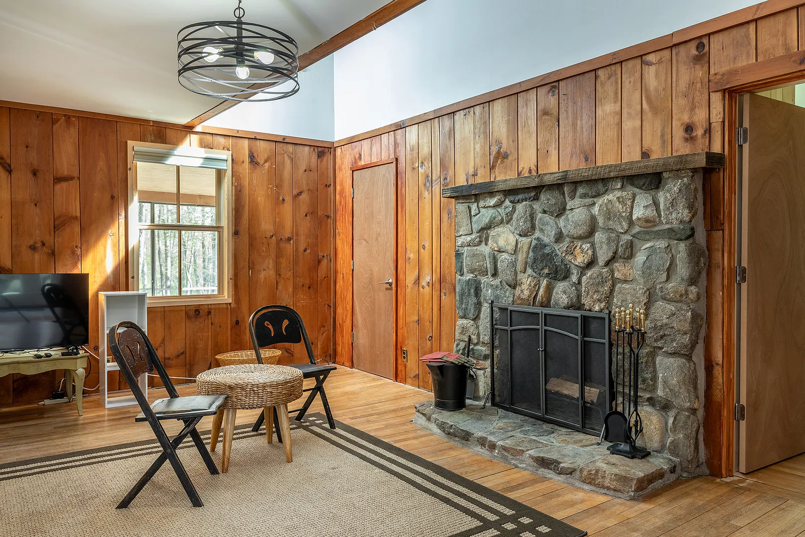 72 Hickory Hill Road Photo 9