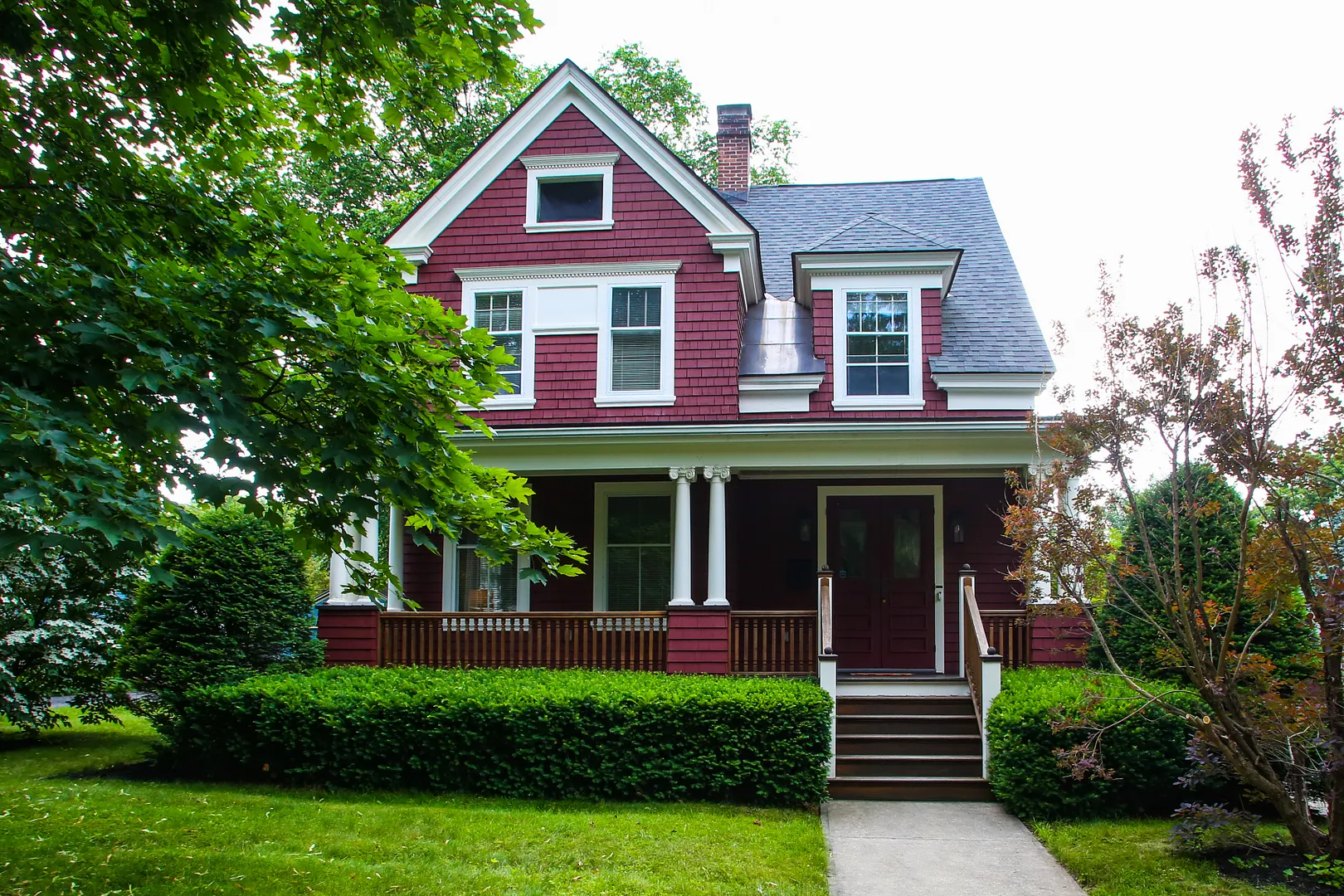 55 Marion Ave Photo 1