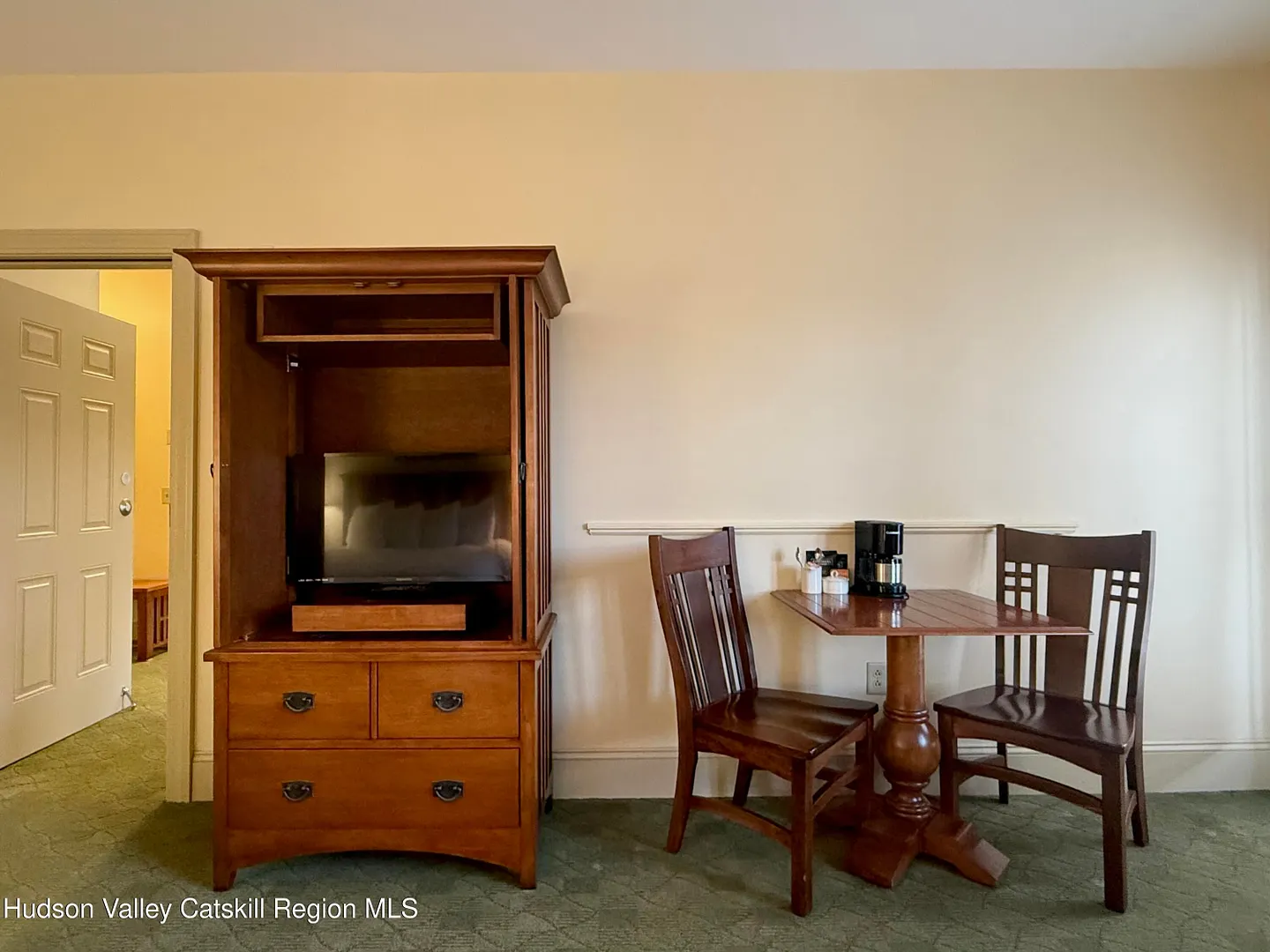 62 Liftside Drive  #332-334 Photo 7