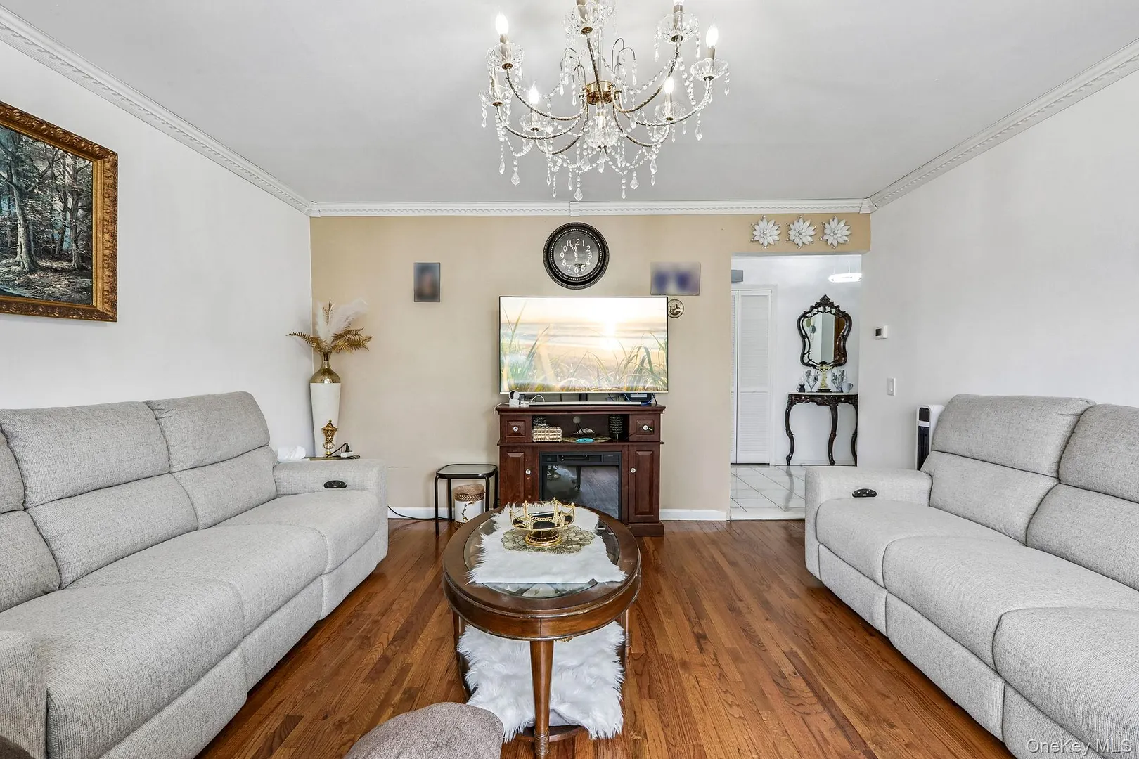 583 Bellevue Avenue N Photo 27