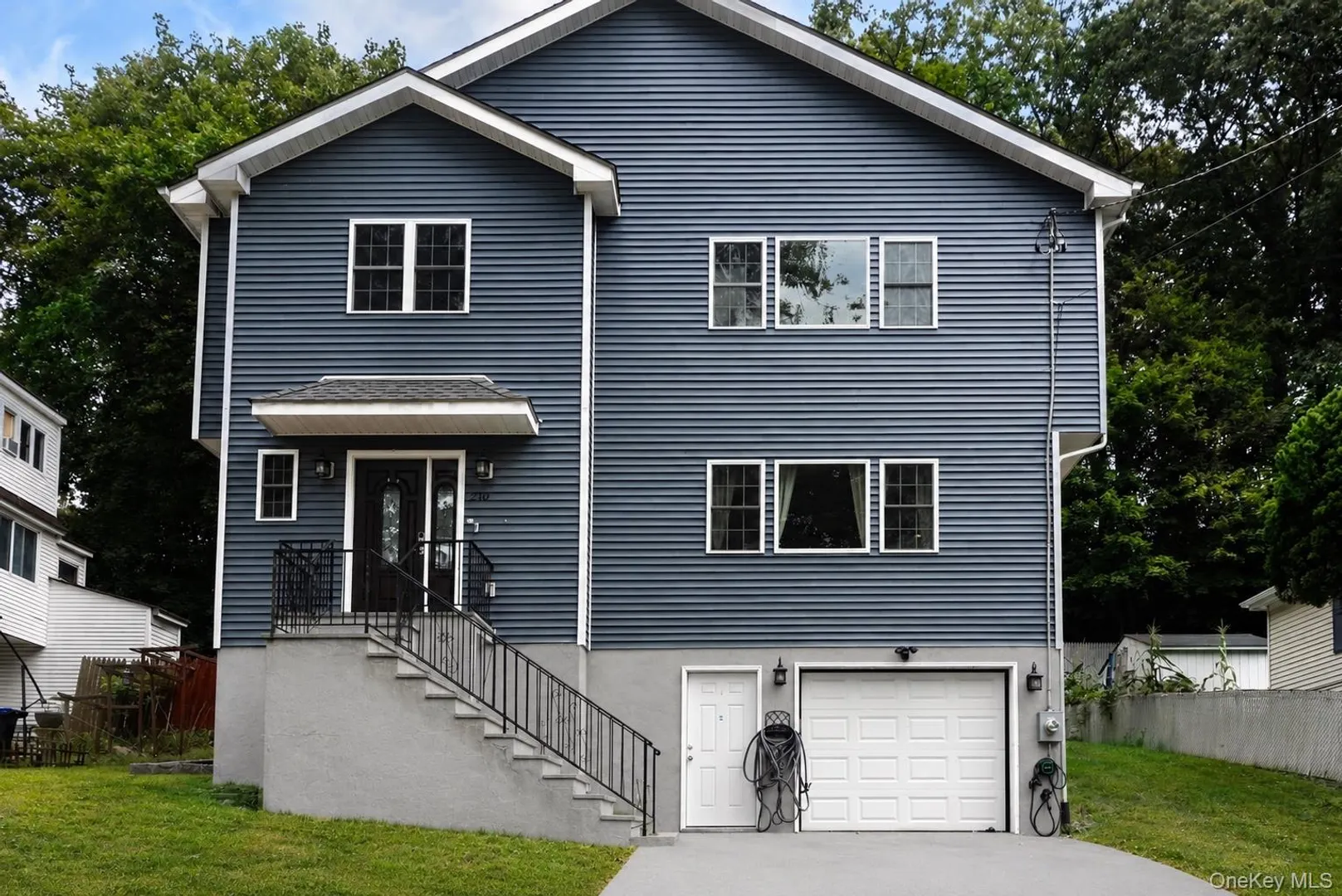 210 Abbott Avenue Photo 1