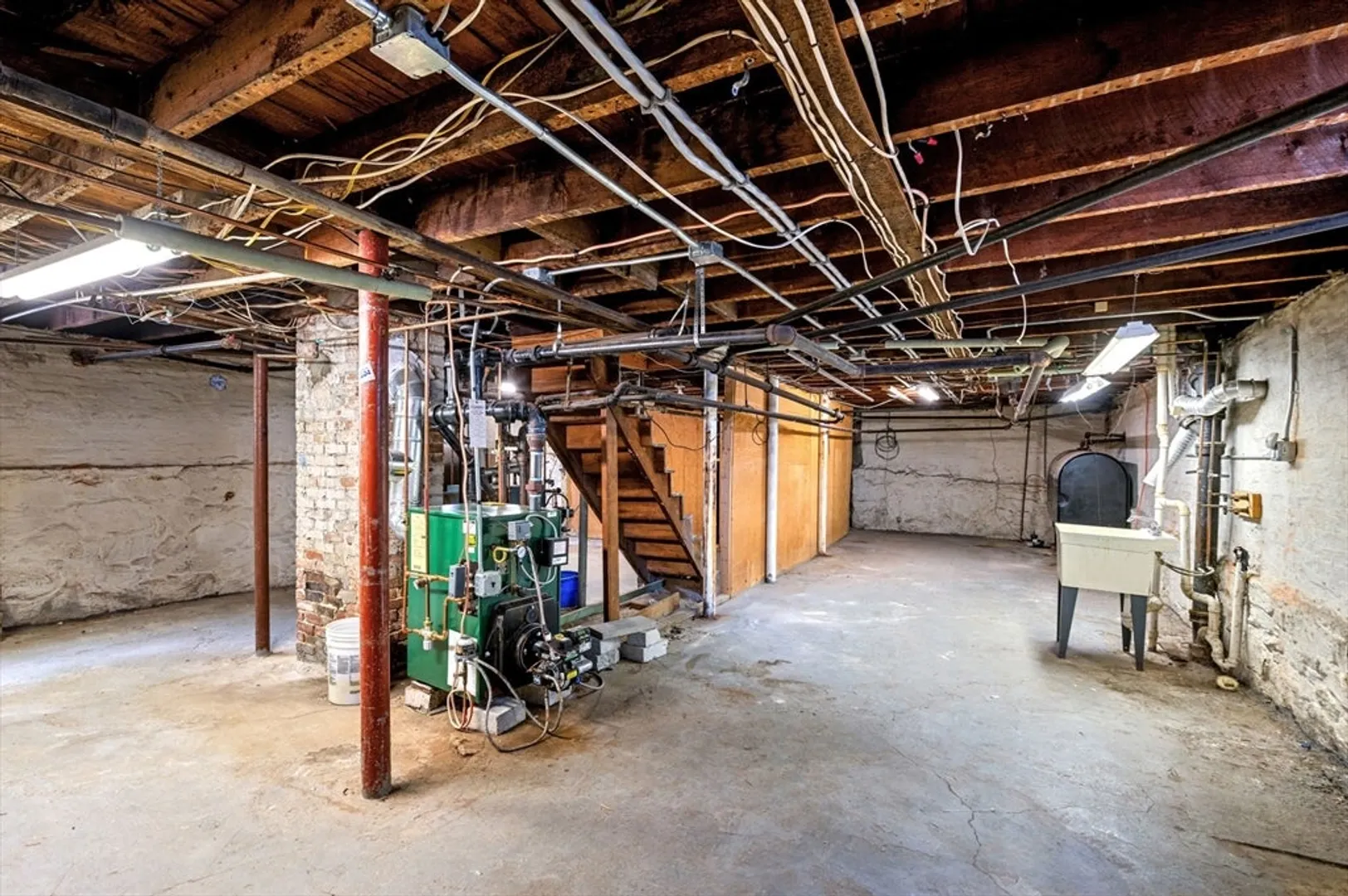 29 Fenwick St Photo 41