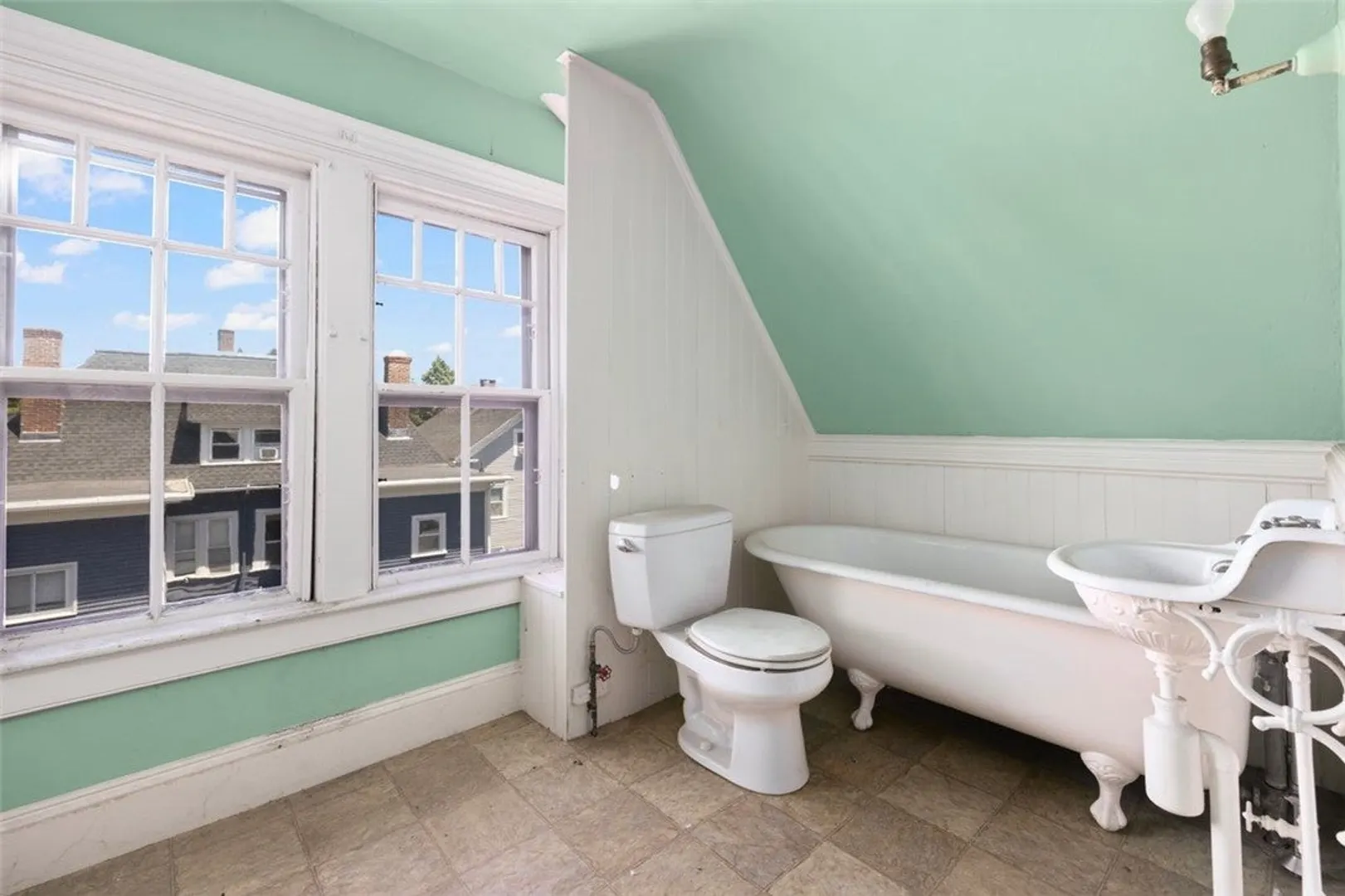20 Bainbridge Avenue Photo 41
