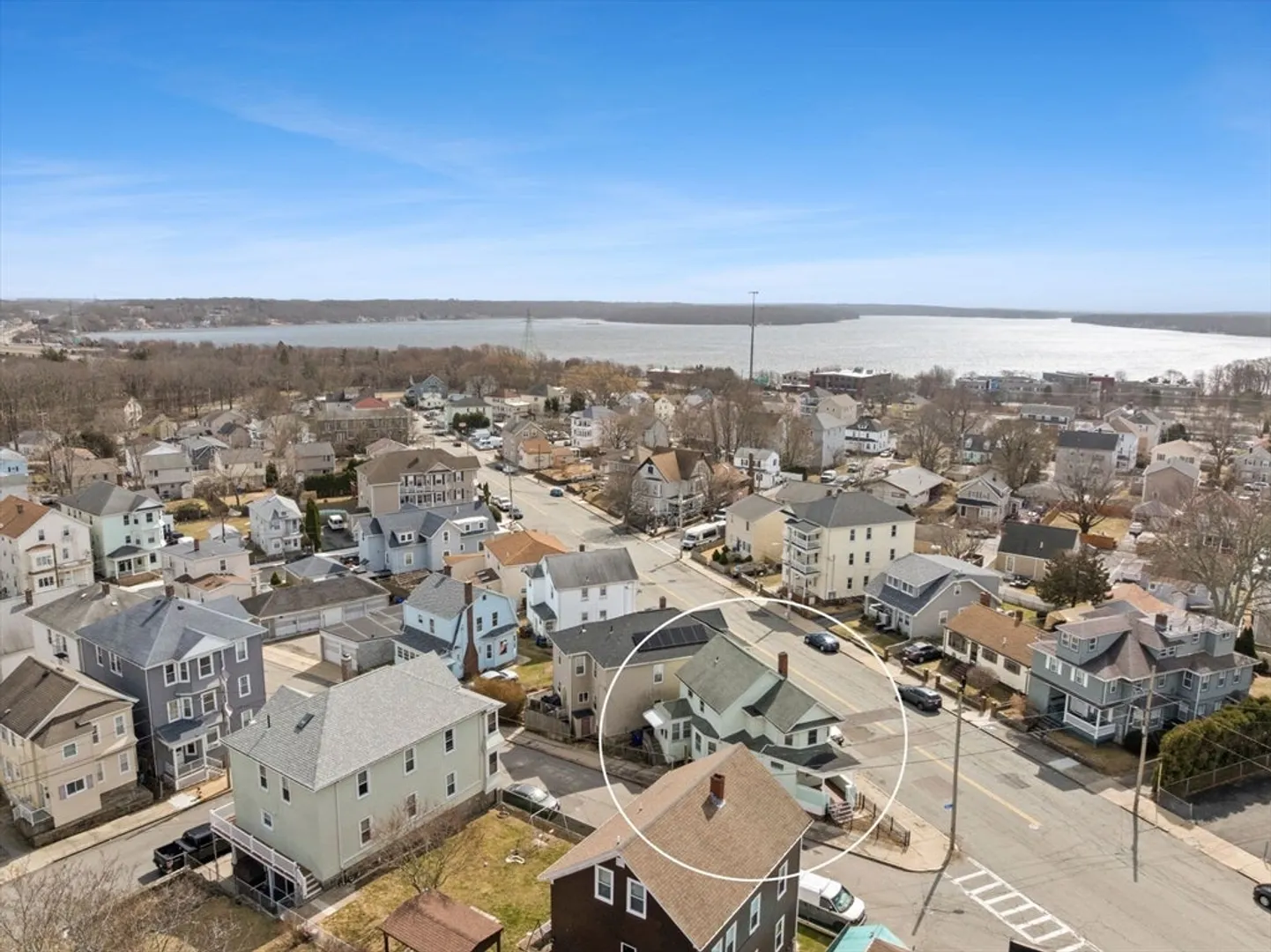 2018 Pleasant St Photo 21