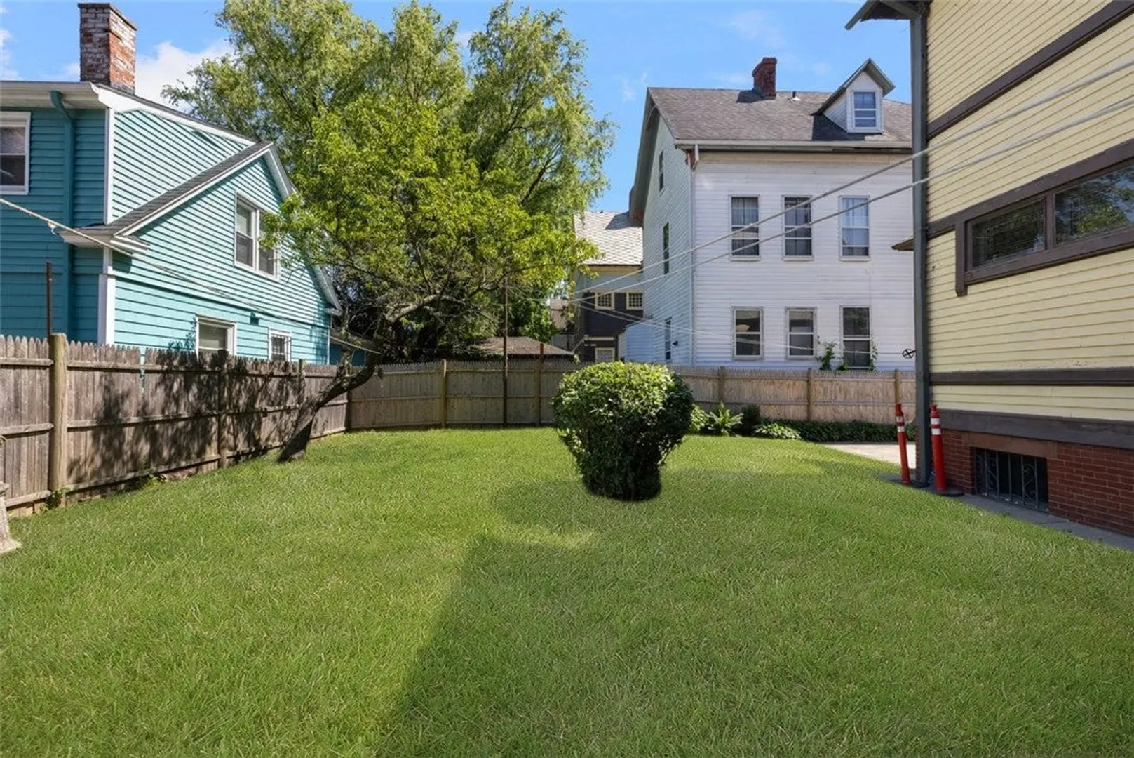 20 Bainbridge Avenue Photo 49