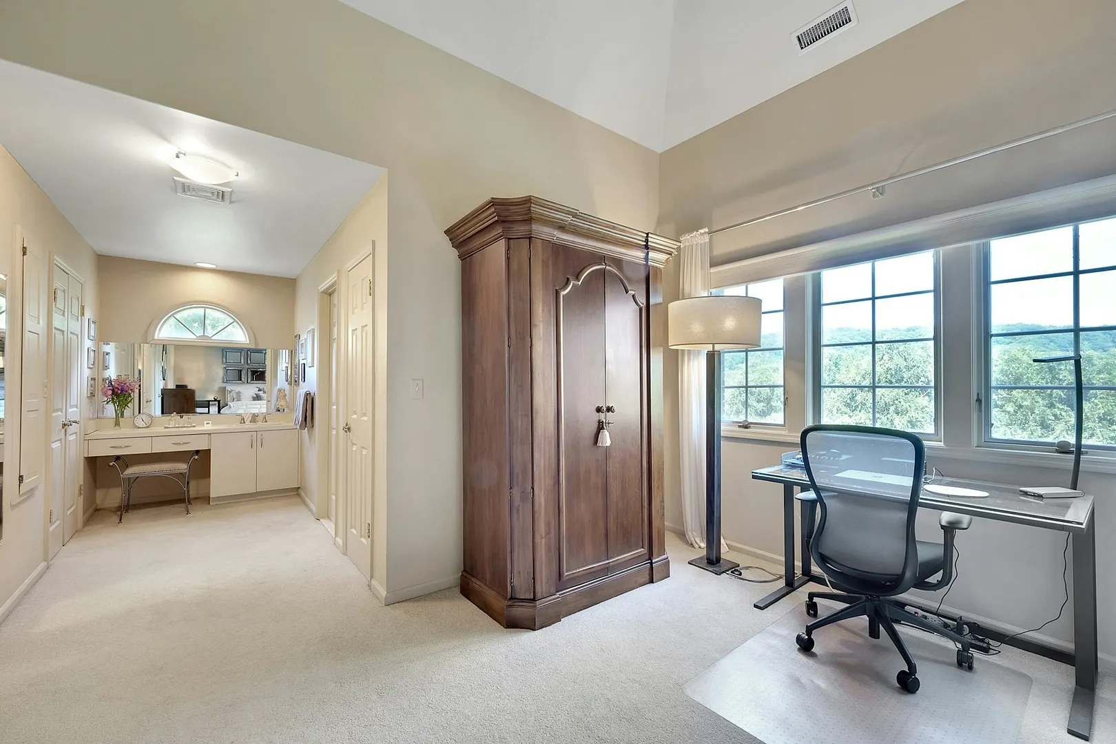 5 Mill Court Photo 17