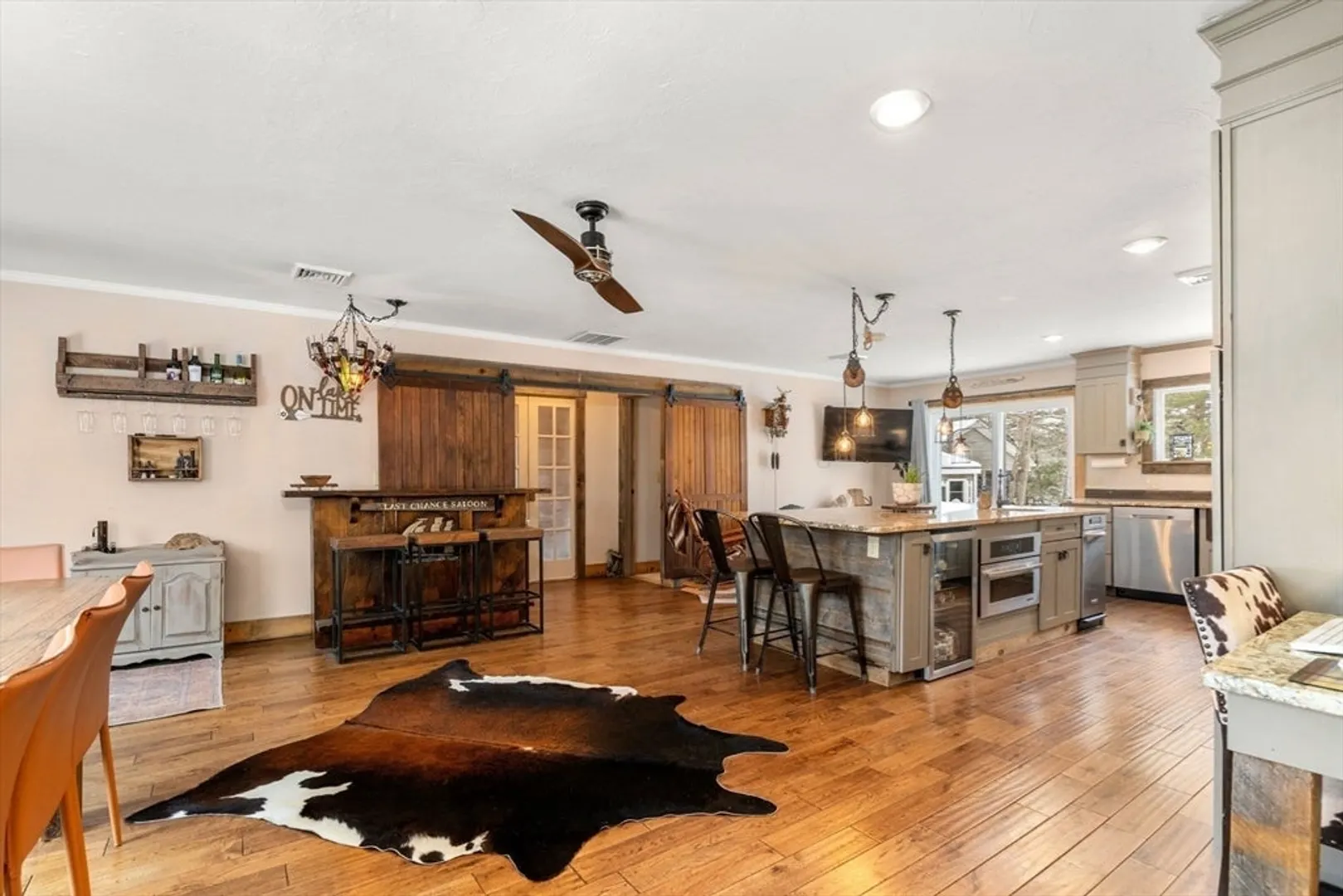 43 Ridge Way Photo 4