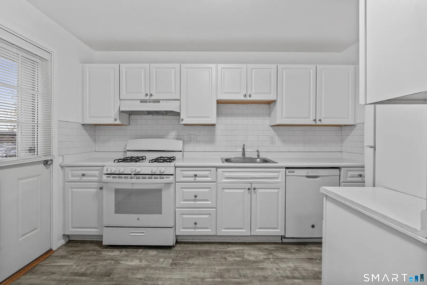 56 Blachley Road  #B Photo 4