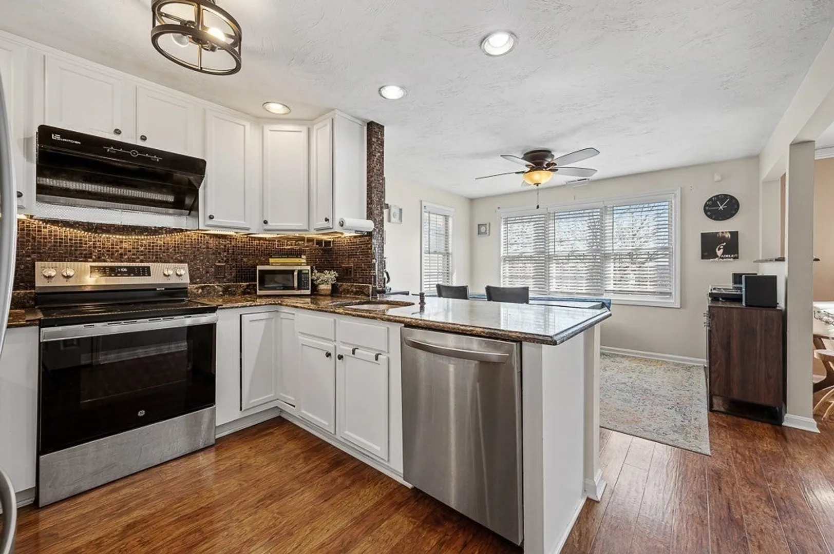 18 Angela Rose Ln Photo 9