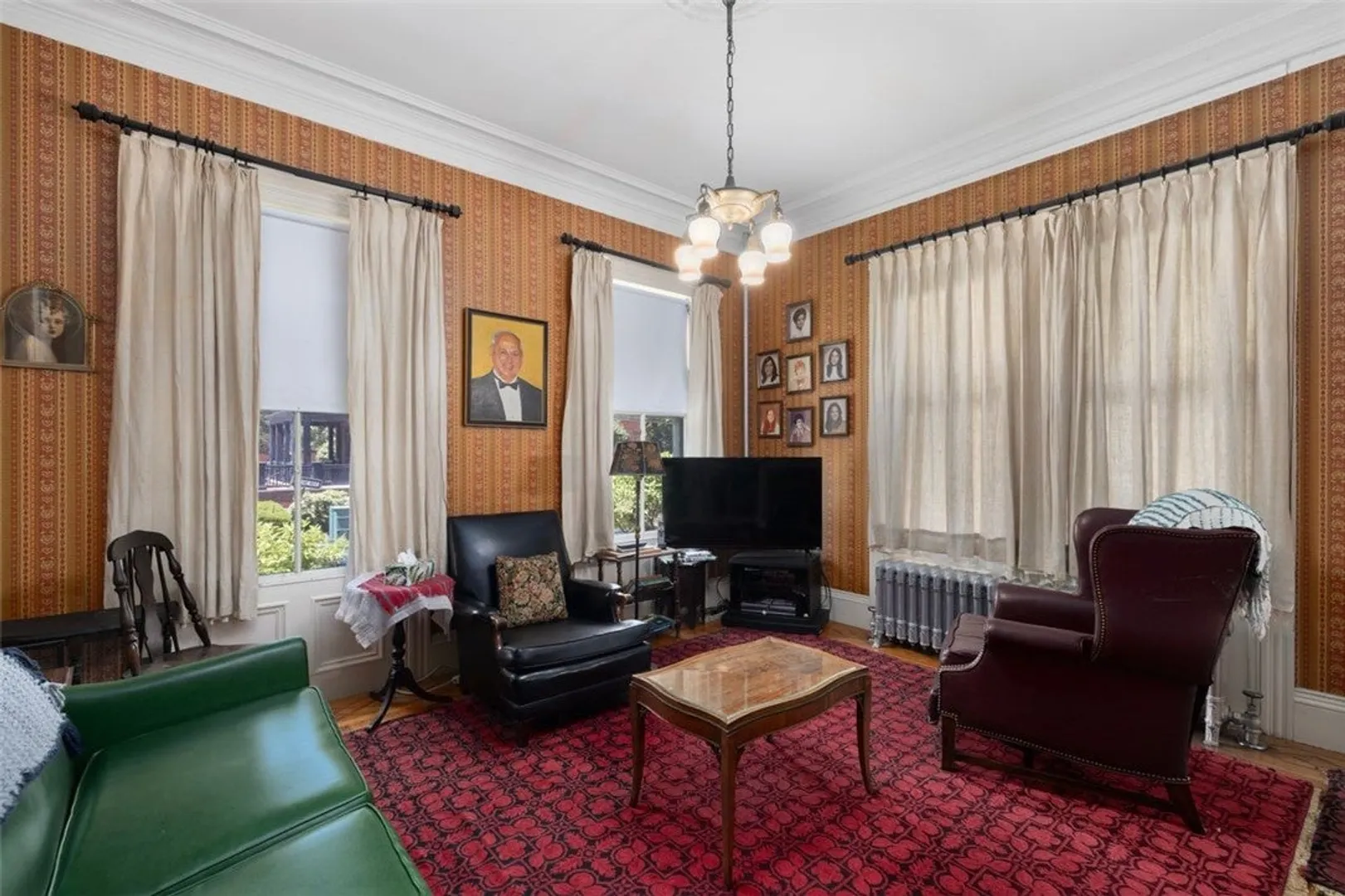 20 Bainbridge Avenue Photo 13